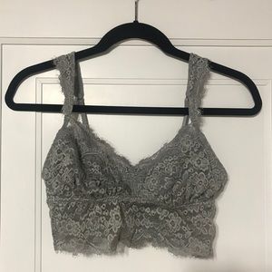 Aerie Gray Floral Lace Bralette